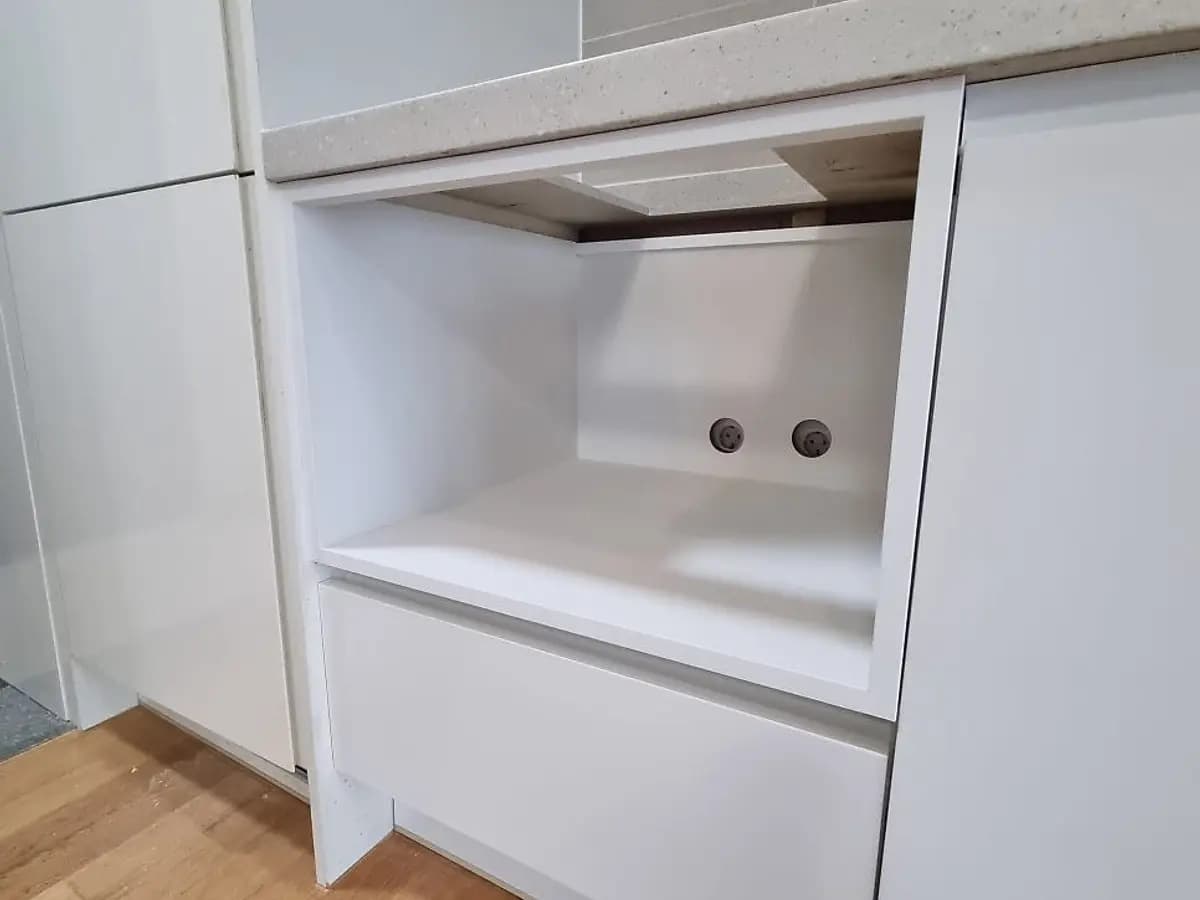 주방 가전 자리 맞춤장 제작 시공 현장 — 분당 오래된 가스오븐 철거, 수납까지 해결한 현장
